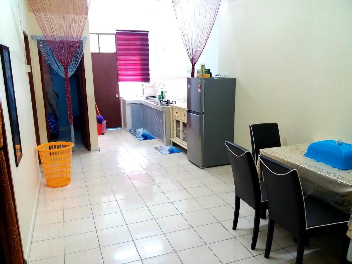 Siti Homestay D' Telok Kemang Port Dickson  Exterior foto